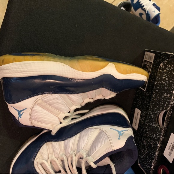 Jordan 11 Retro UNC Win Like 82 - Size 10.5 - Ships Fast ! - Picture 8 of 11